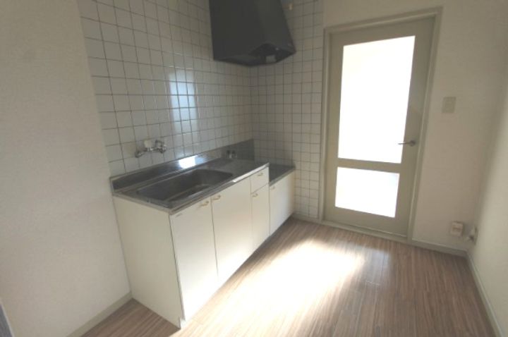 ペールグリーンエムズビルIIの居間