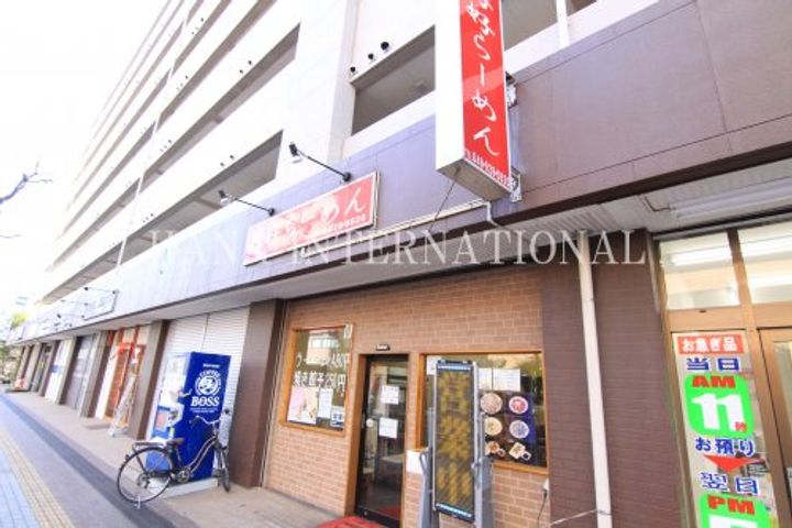 レオネクストグランツエスコートの周辺