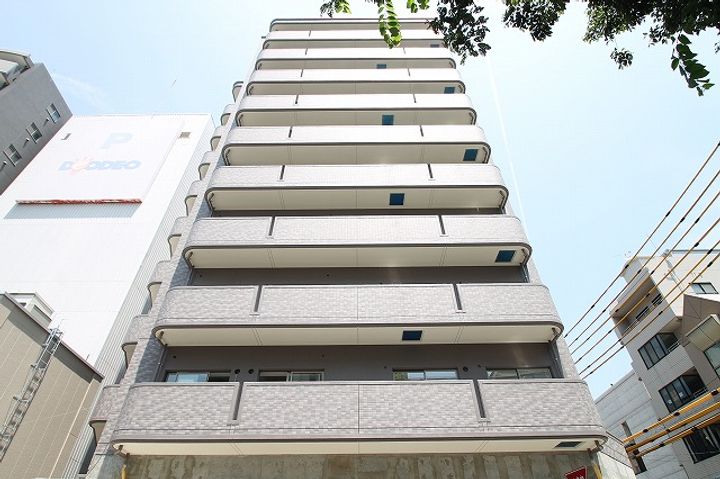 クレール大手町の外観