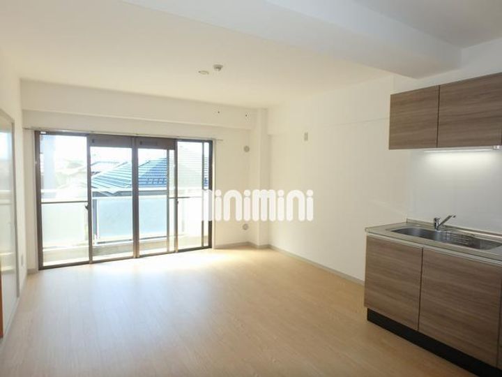 グレイスパレスの居間