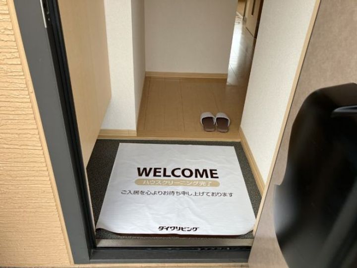 ベルボナール Bの玄関