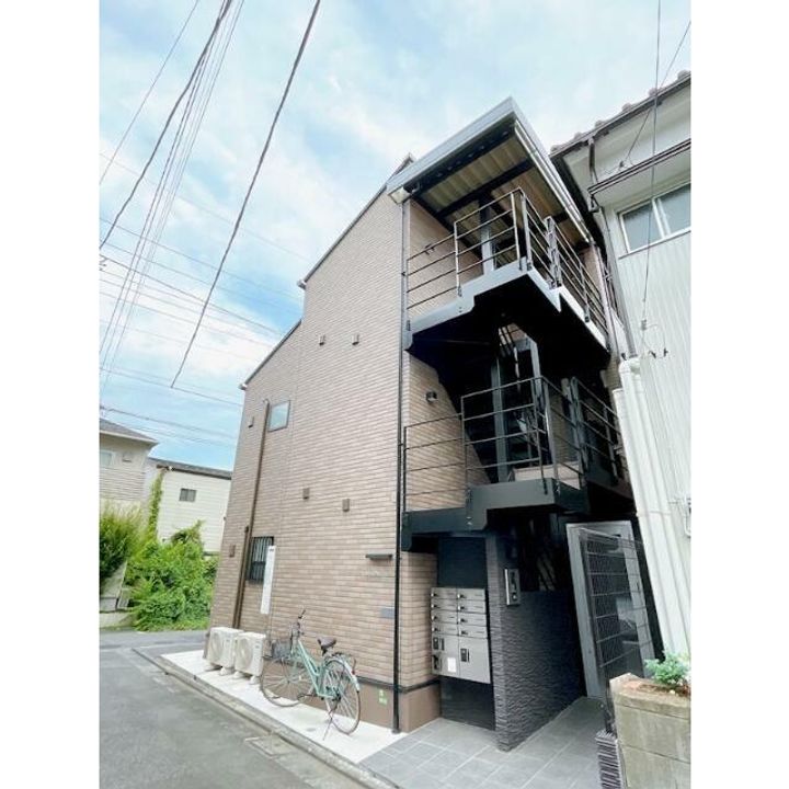 東京都足立区栗原1(アパート)の賃貸物件の外観
