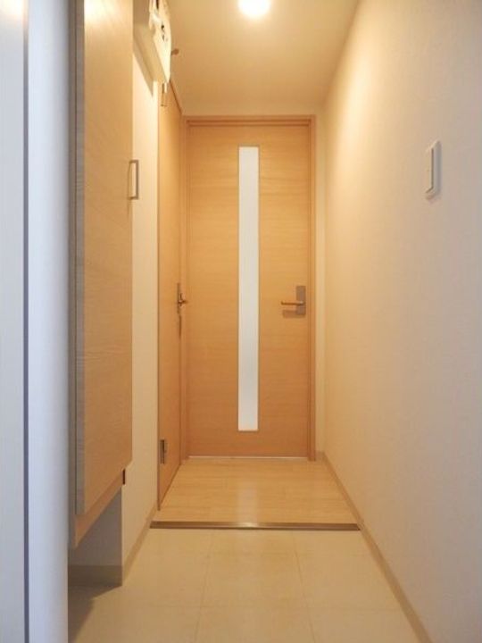 北海道札幌市中央区北五条西22(マンション)の賃貸物件の玄関
