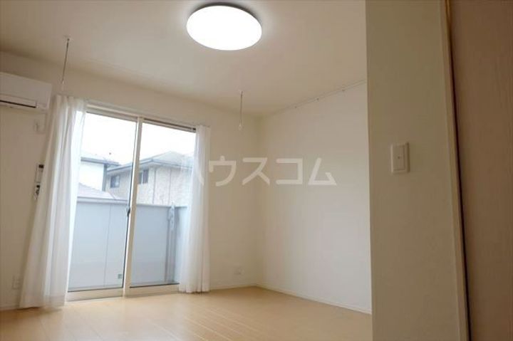 グレース ラパンの居間