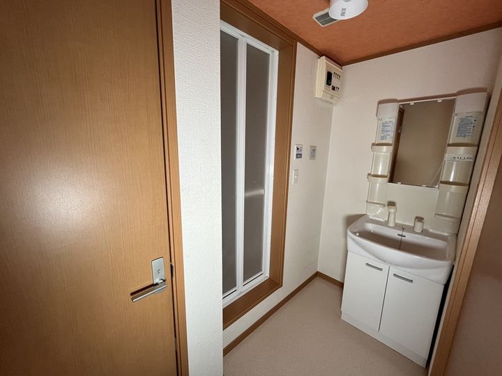 フォーレスト新南の内装