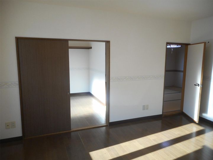 メゾンヌフの居間