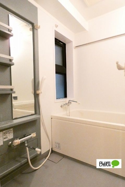 コア古川町の風呂