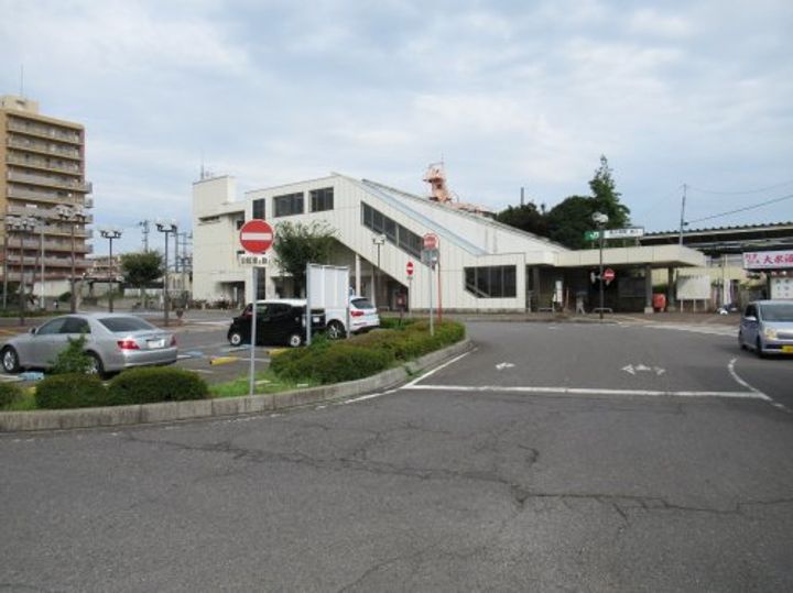 グランドセントレア888の周辺