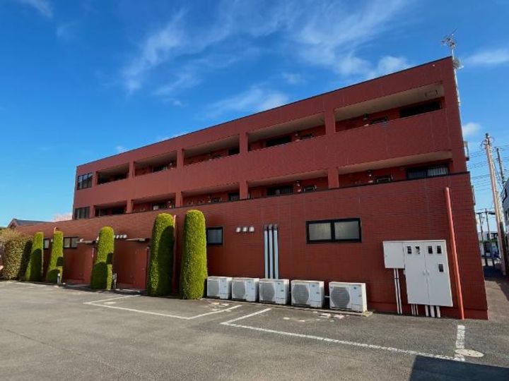 茨城県石岡市東石岡4(マンション)の賃貸物件の外観