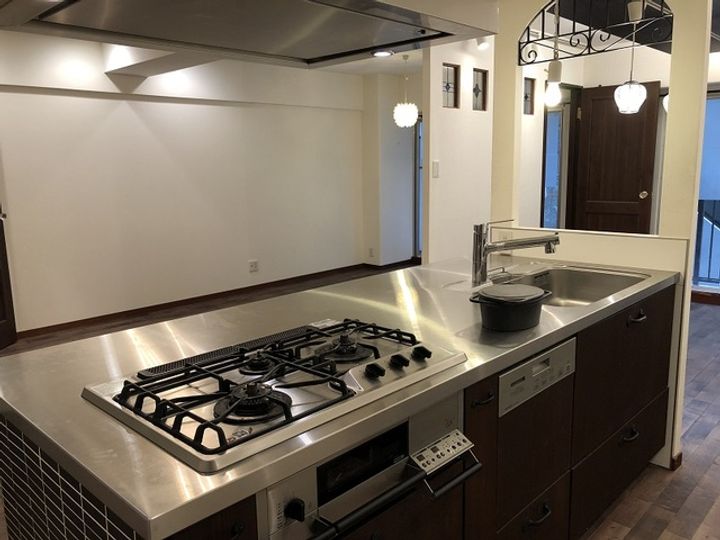 進和難波ハイライフのキッチン