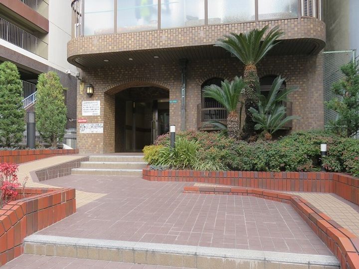 進和難波ハイライフの地図