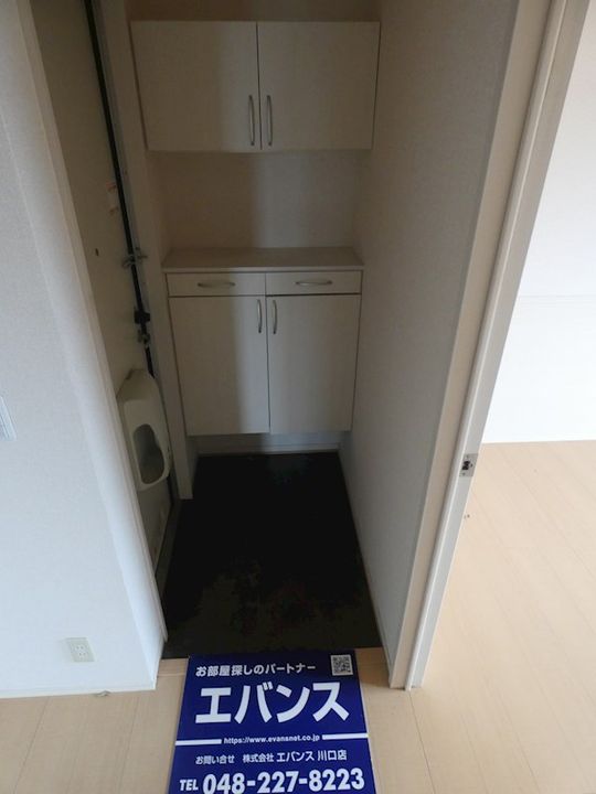 ソレイユDの玄関