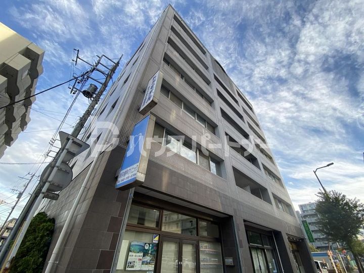 白樺フラッツの外観