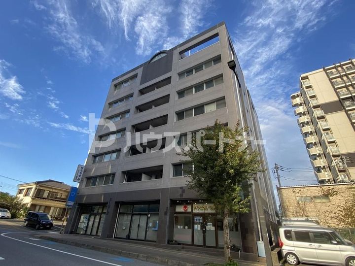 白樺フラッツの外観