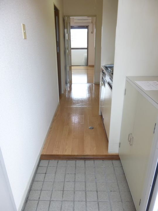 代官坂マンションの玄関