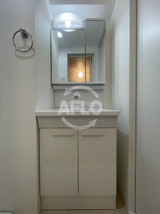 Luce kujonishiの内装