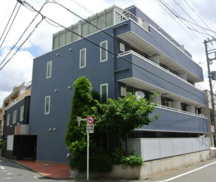 セレステ三軒茶屋の外観