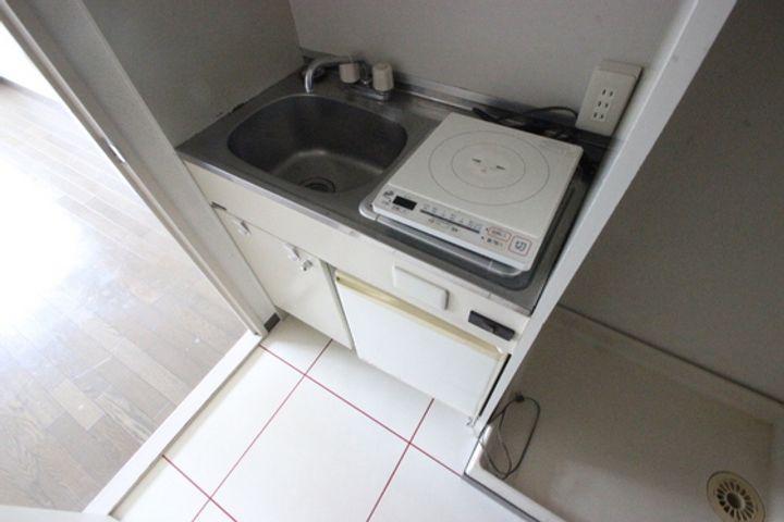 第2世良ビルのキッチン