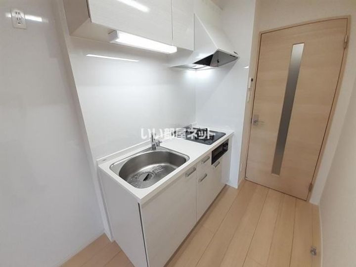 栃木県宇都宮市元今泉1(マンション)の賃貸物件のキッチン