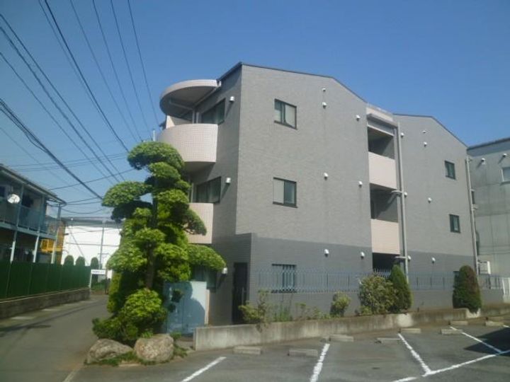 アヴァンセ雅の外観