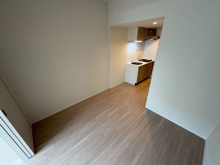 大阪府吹田市芳野町(マンション)の賃貸物件の居間