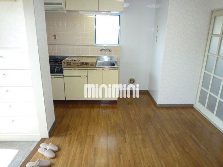 マンション三陽の居間