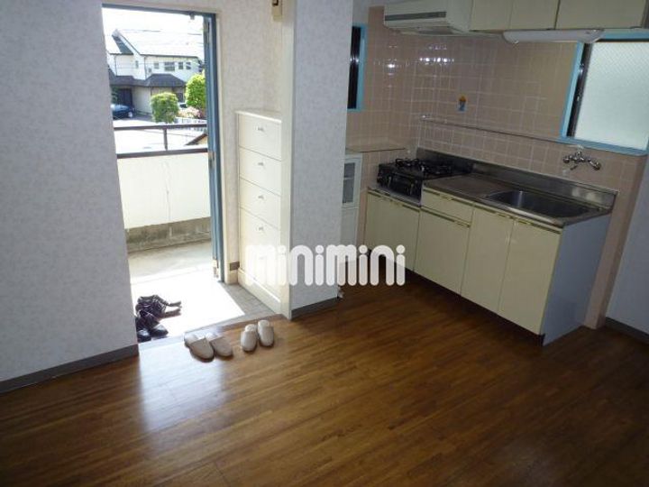 マンション三陽の玄関