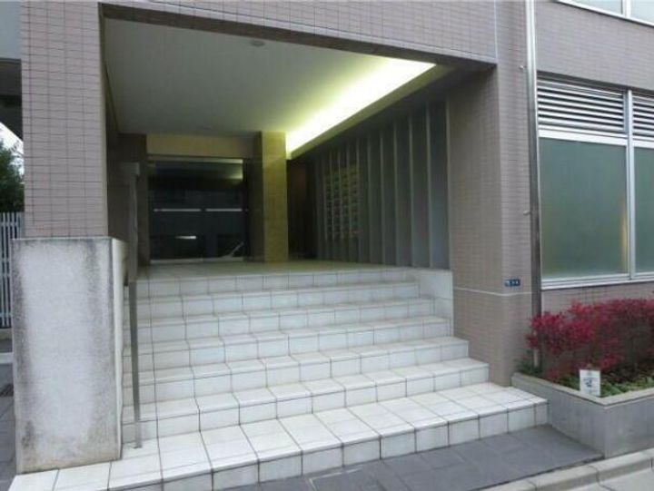 東京都新宿区西落合1(マンション)の賃貸物件の地図