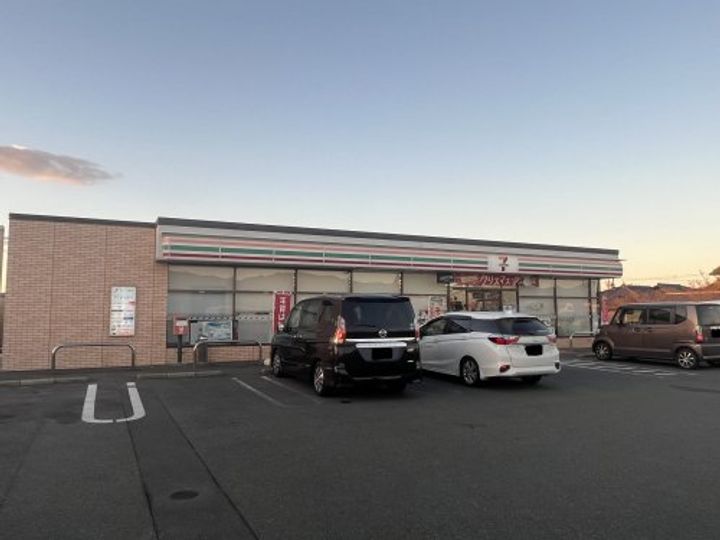 メゾン・ソレイユBの周辺