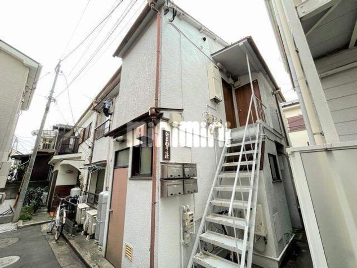 ひまわり荘の外観