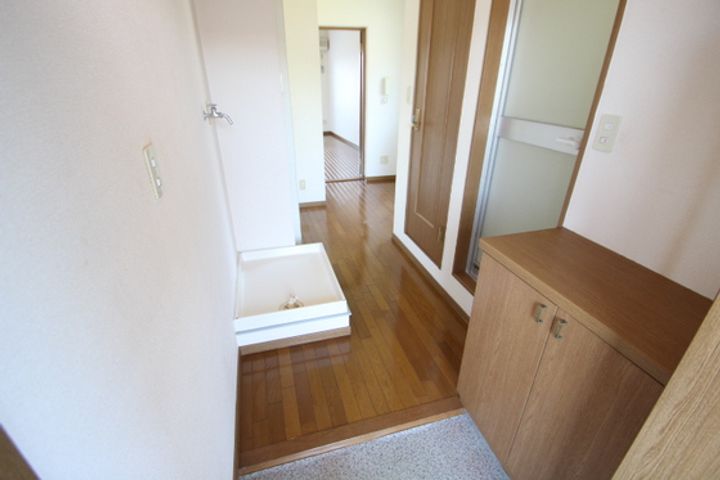 アンフォーラ宮脇の玄関