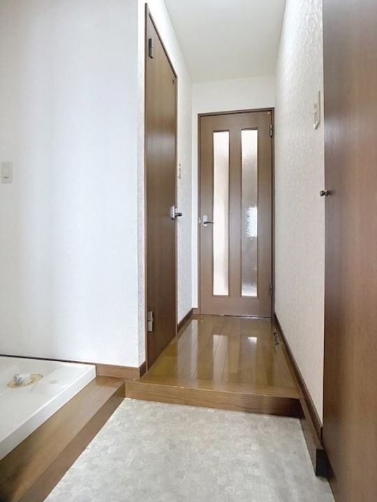 エレンシア・Nの玄関