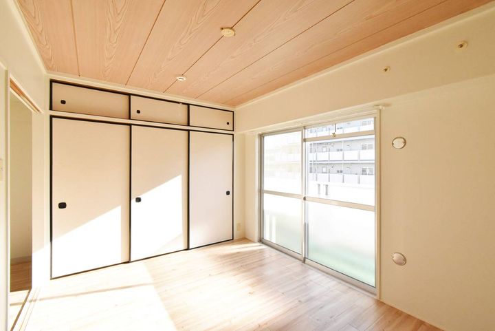 東京都昭島市郷地町3(マンション)の賃貸物件の居間