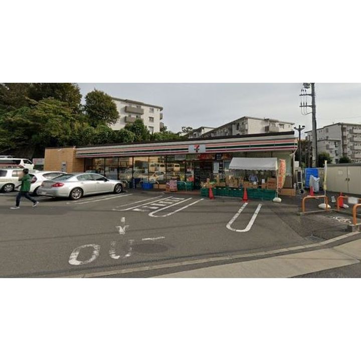 グランディールの周辺