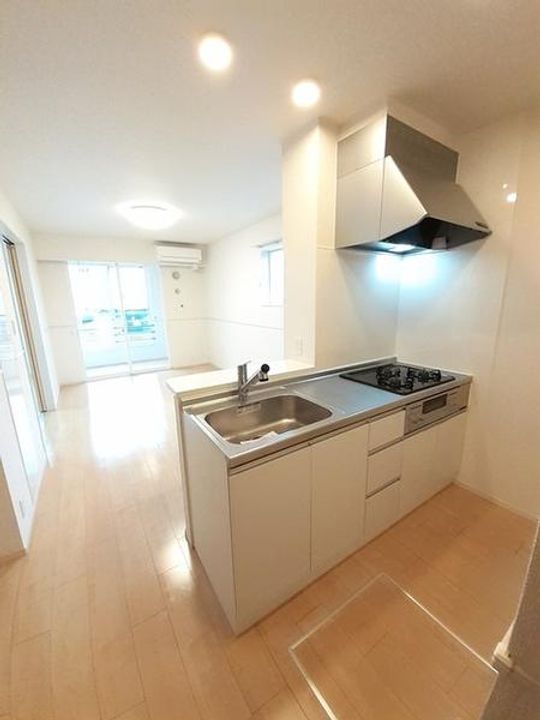 ノヴァ 2のキッチン