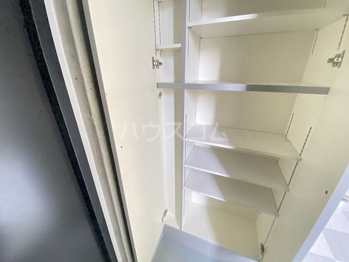 KataseBLDIIの玄関