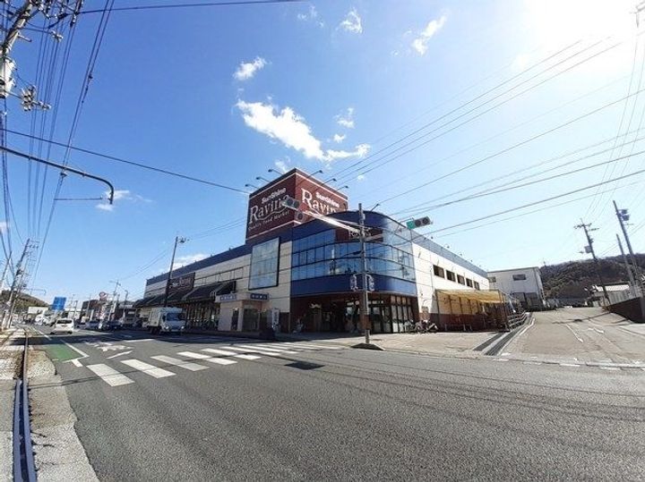 ベル・ソレイユの周辺