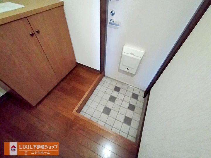 アーバン大原の玄関
