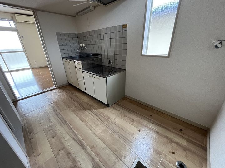 桜ハイツの居間