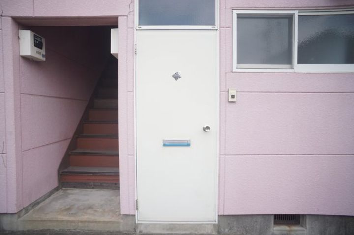 ターフあガーデンの玄関