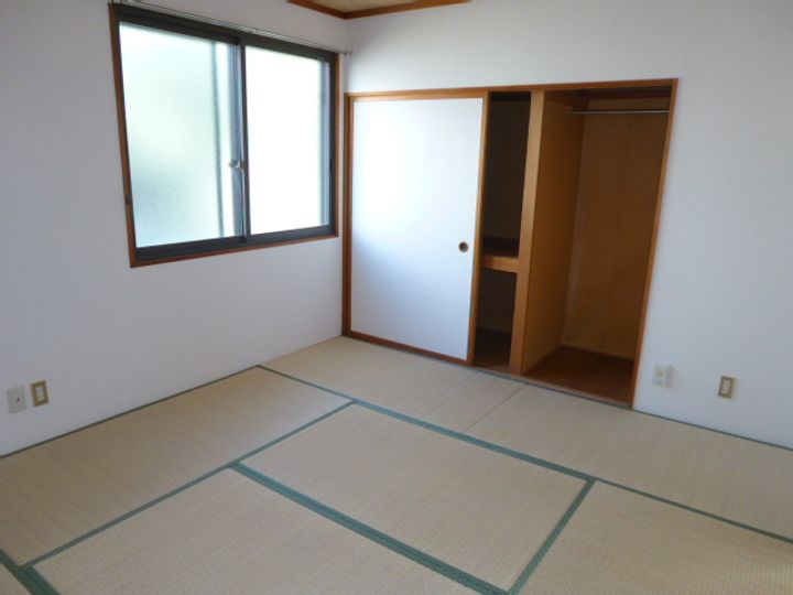 グリーンコーポカトレアの居間