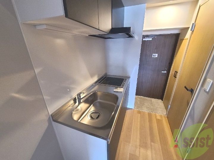 Re-be東三国のキッチン