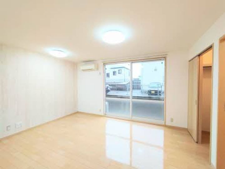 シャーメゾンHARUKAの居間