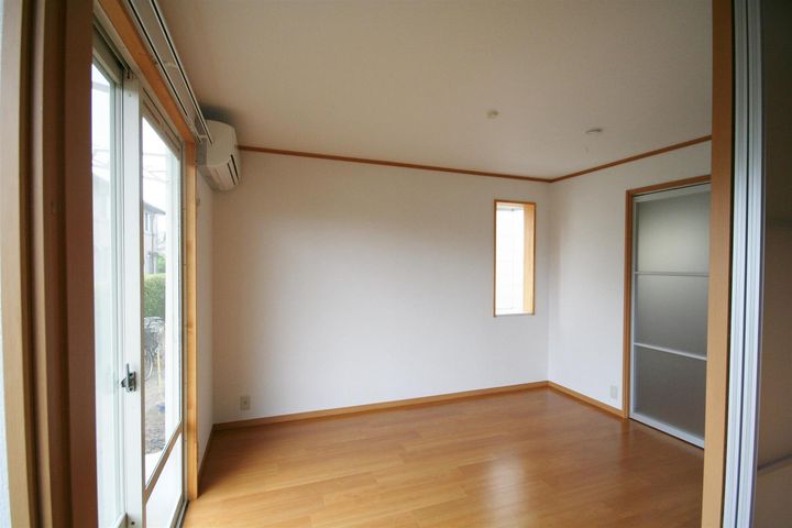 パークハイツエルAの居間