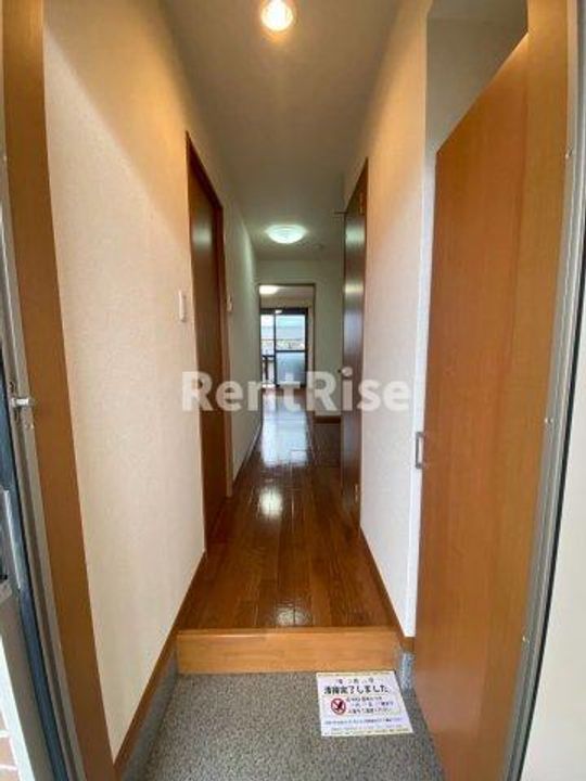 リーフ・アビタシオンの玄関