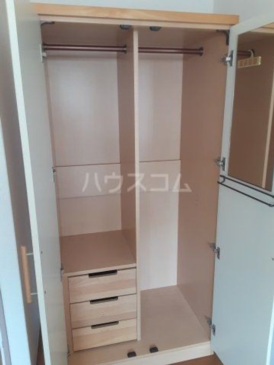 クレセント渡辺Bの内装