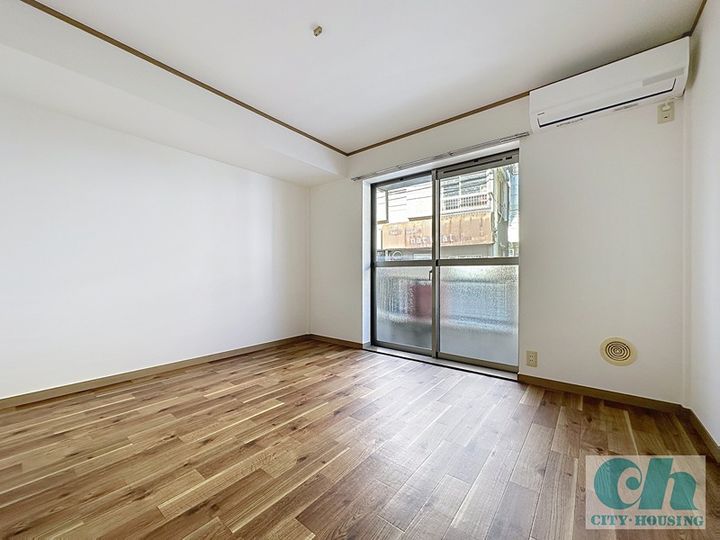 アーカスの居間