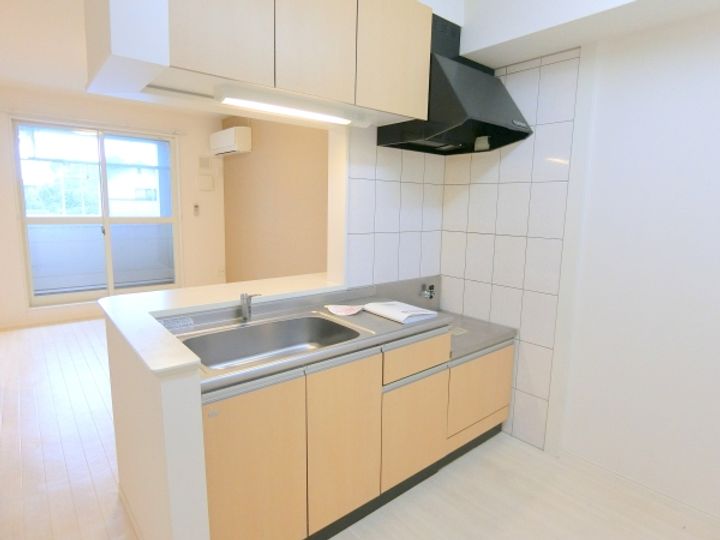 茨城県水戸市堀町(アパート)の賃貸物件のキッチン