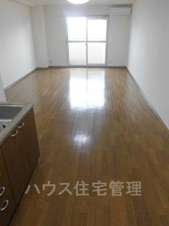 大阪府高槻市大畑町(マンション)の賃貸物件の居間