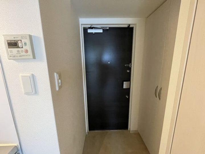 グランルージュ中之島南の玄関